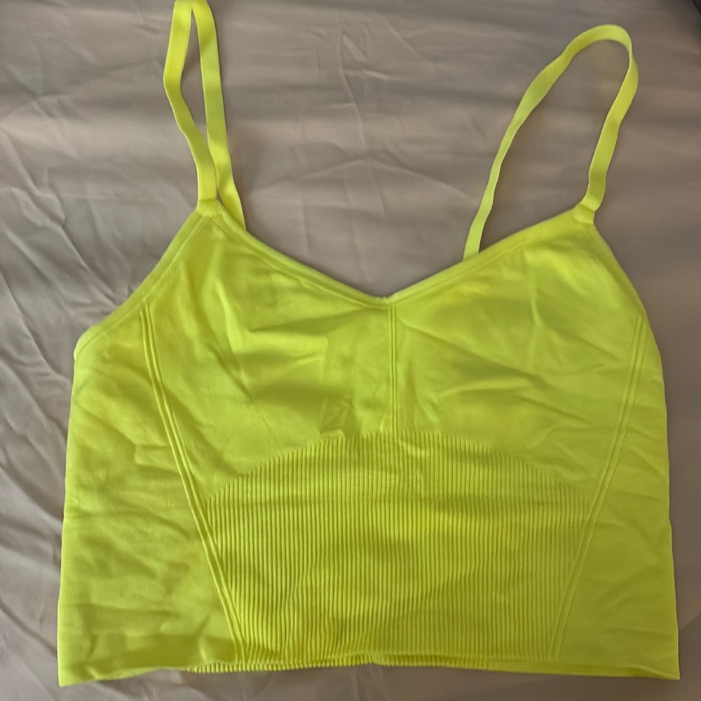 All in motion non padded sports tank
New without tags